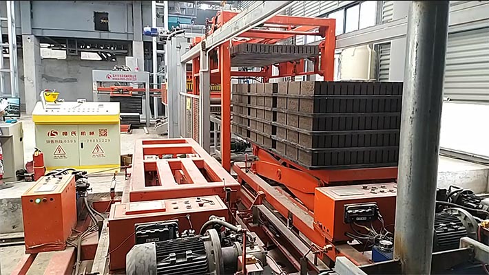 免燒磚軌道窯、免燒磚養(yǎng)護(hù)窯