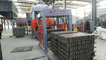 液壓磚機處理固廢、泥巴磚